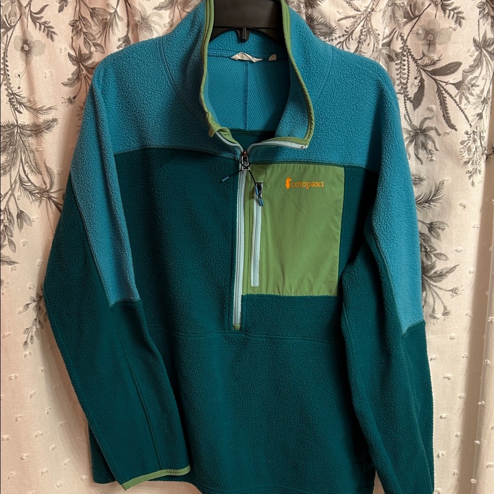 Cotopaxi quarter zip fleece